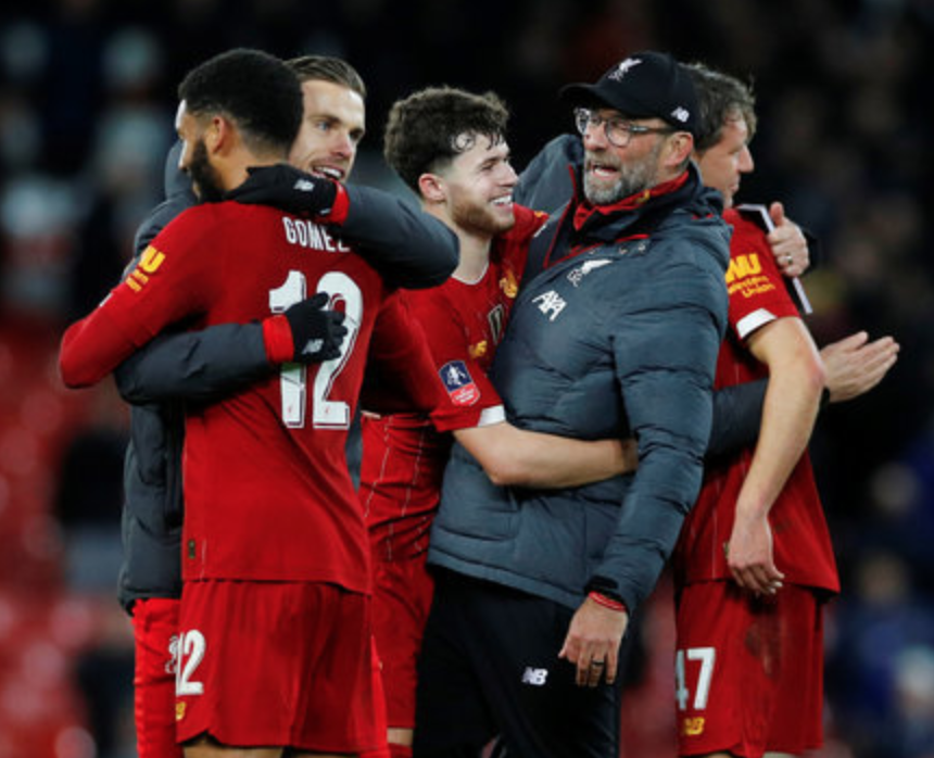 韩鹏：瓦科在我们心里已是最佳射手，希望明年能给他争回来（韩鹏：瓦科在我们心中已是最佳射手，盼明年替他夺回这一头衔）