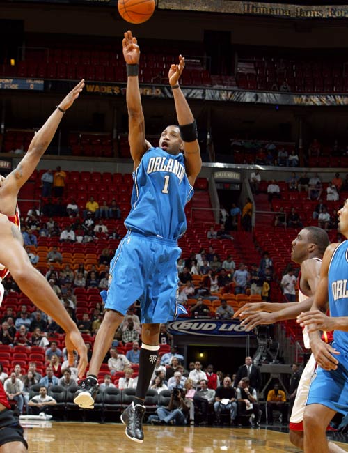 太阳报：经纪人打官司需哲凯赖什作证，枪手拒放行致庭审延期（太阳报：阿森纳拒放哲凯赖什出庭，代理人官司被迫延期）