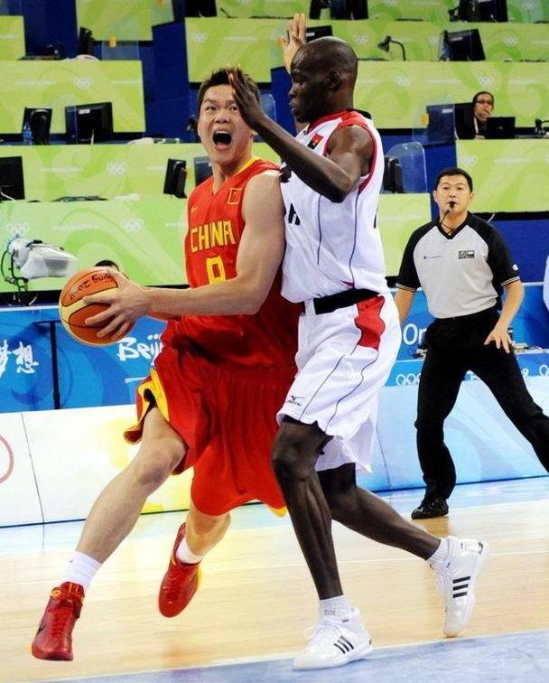 断层领先，2023年以来麦克托米奈为苏格兰打进12球（自2023年以来，麦克托米奈为苏格兰攻入12球，遥遥领先）