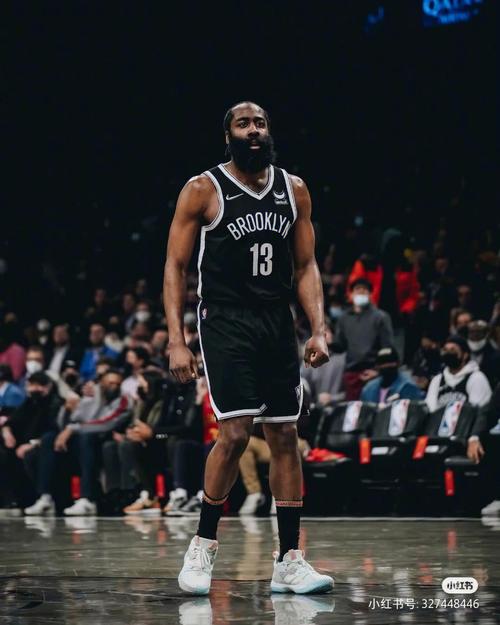 球报：尤文和曼市双雄有意尤尔曼德，后者被葡体定价约6000万欧（球报称：尤文与曼市双雄有意尤尔曼德，葡体要价约6000万欧元）