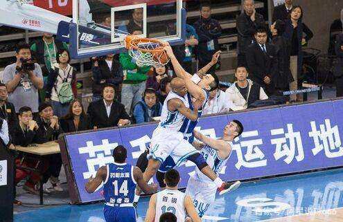 为什么南美足球如此浪漫？（南美足球的浪漫源自何处？）