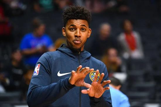 塔利亚菲科：阿根廷卫冕世界杯得一步步来；西法德葡是强队（塔利亚菲科：阿根廷冲击卫冕要一步一步来，西法德葡皆为强敌）