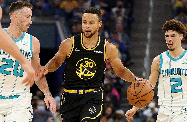 吴曦迎来个人生涯400场顶级联赛出场，同年龄段仅次于王大雷（吴曦达成顶级联赛400场里程碑，同龄仅次于王大雷）