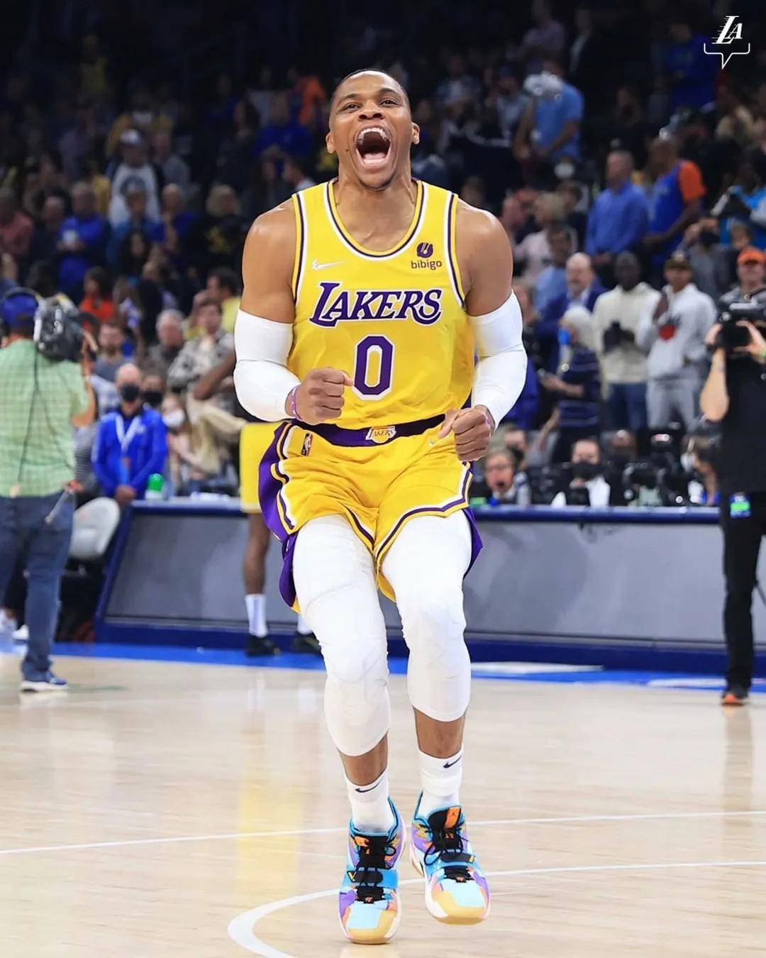 斯科尔斯称阿森纳难夺冠，曼城下半程优势明显（斯科尔斯看衰阿森纳争冠 曼城下半程更占上风）